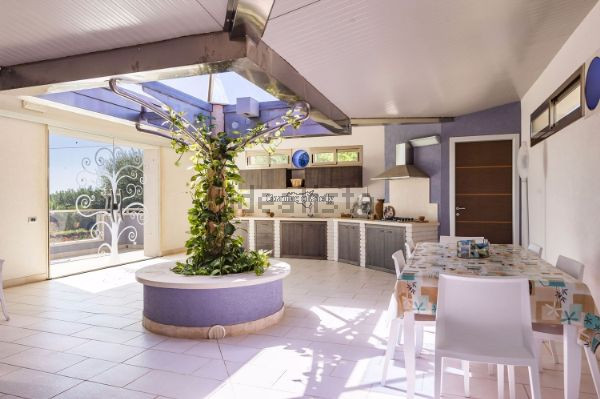 casa indipendente in vendita ad Edolo in zona Vico