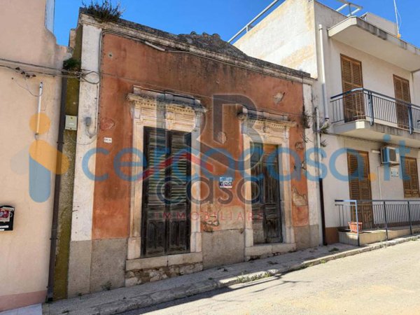 casa indipendente in vendita ad Edolo in zona Vico