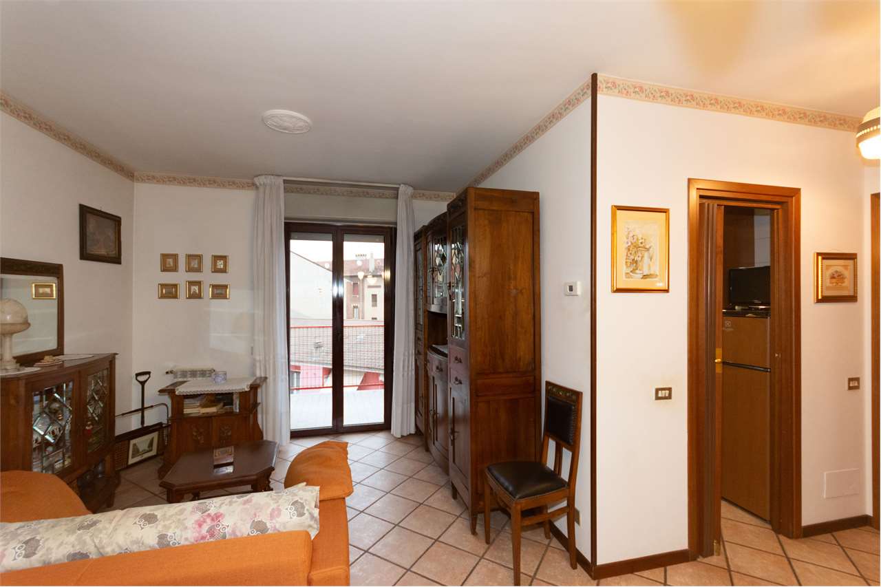 appartamento in vendita ad Edolo in zona Vico