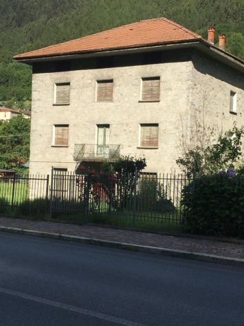 appartamento in vendita ad Edolo in zona Vico