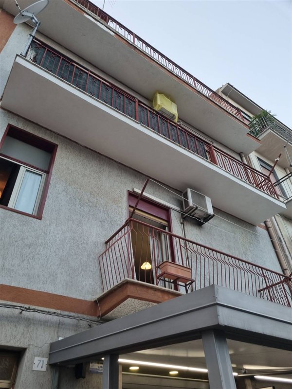 casa indipendente in vendita ad Edolo in zona Vico