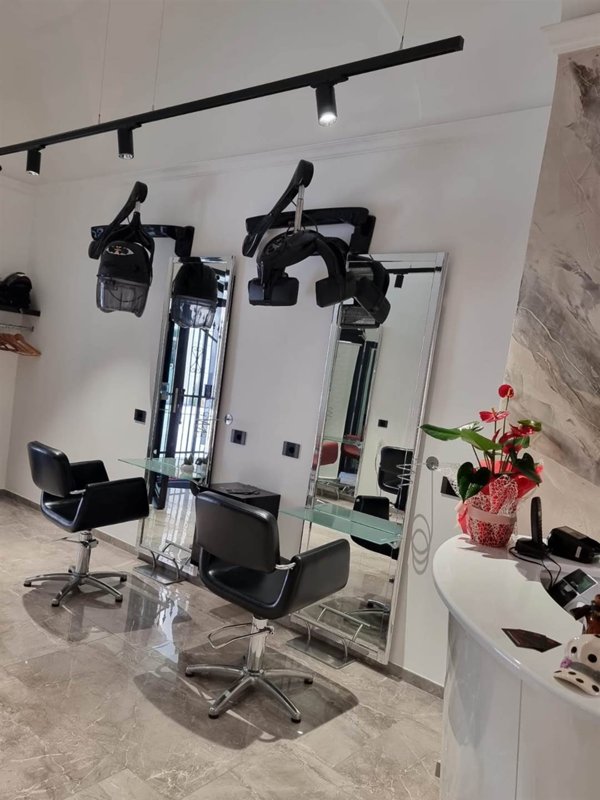 negozio in vendita ad Edolo in zona Vico