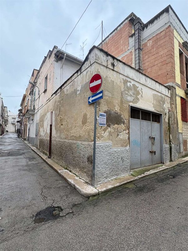 casa indipendente in vendita ad Edolo in zona Vico