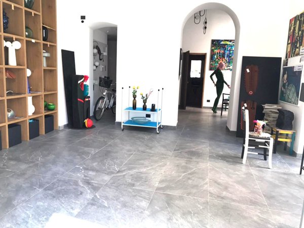 negozio in vendita ad Edolo in zona Vico