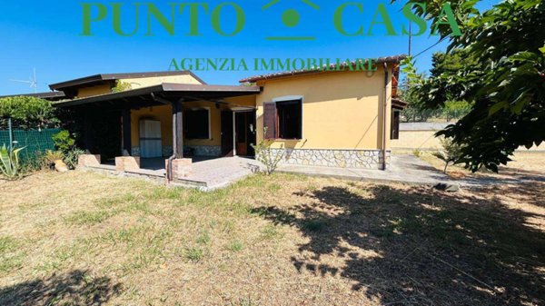 casa indipendente in vendita ad Edolo in zona Vico