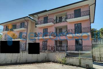 appartamento in vendita ad Edolo in zona Vico