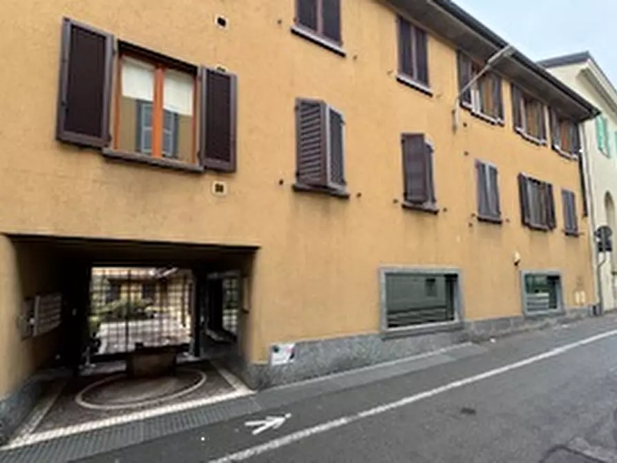 negozio in vendita ad Edolo in zona Vico