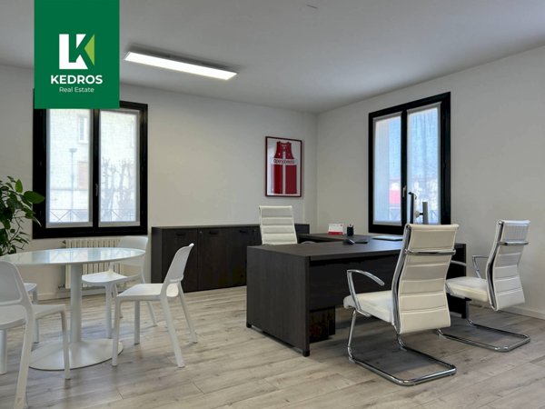 ufficio in vendita ad Edolo in zona Vico