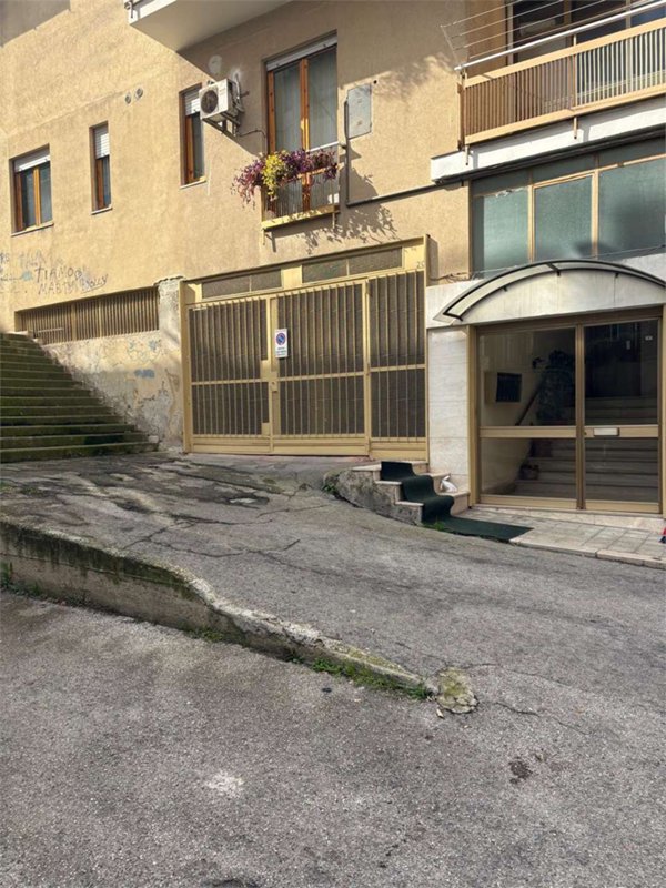 appartamento in vendita ad Edolo in zona Vico