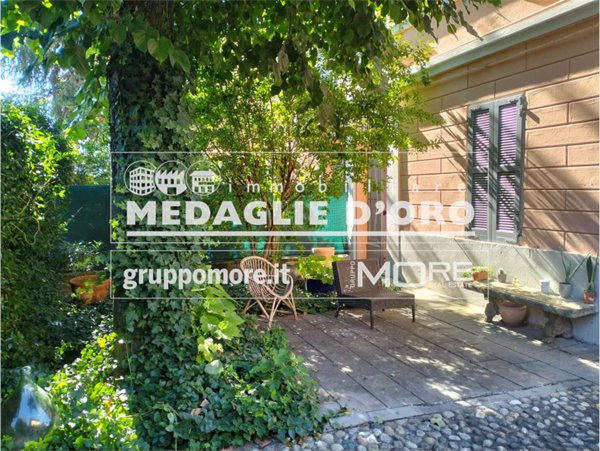 casa indipendente in vendita ad Edolo in zona Vico