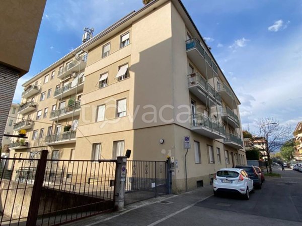 appartamento in vendita ad Edolo in zona Vico