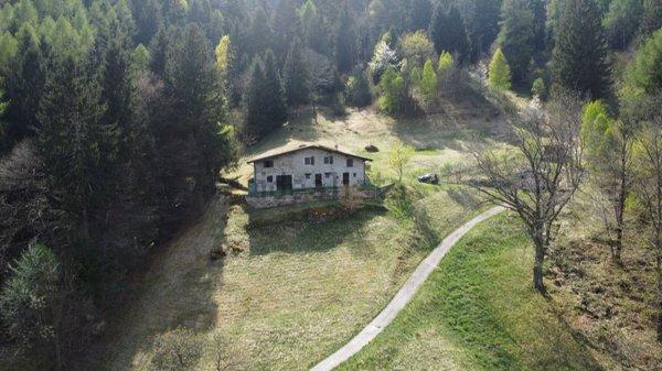 appartamento in vendita ad Edolo