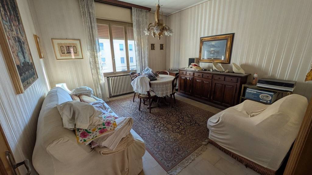 appartamento in vendita ad Edolo in zona Vico