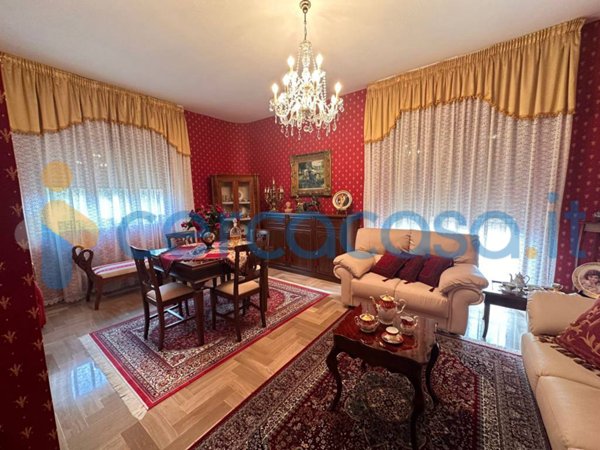 appartamento in vendita ad Edolo in zona Vico