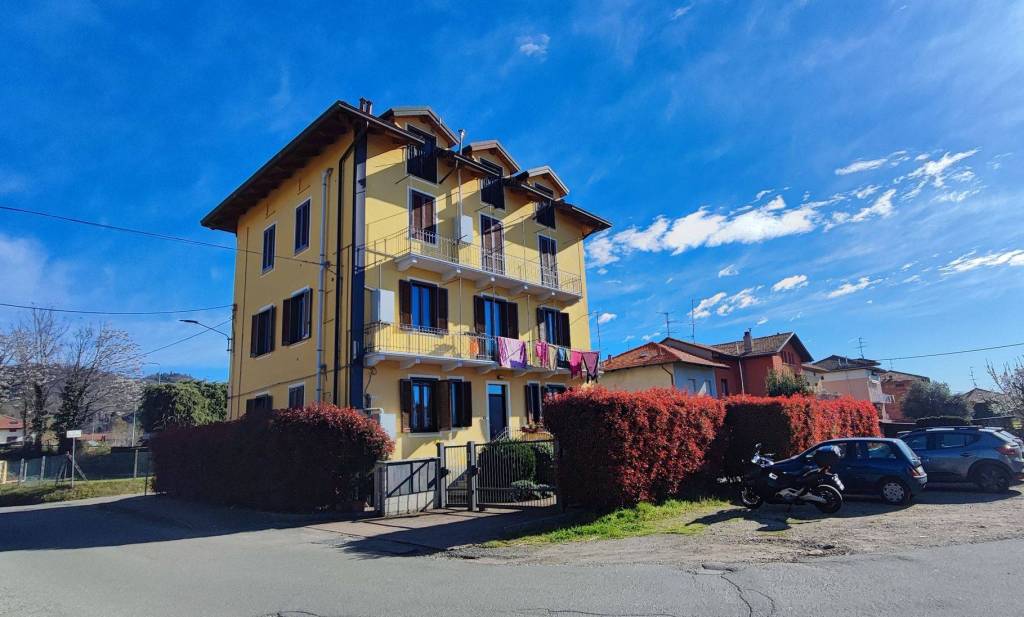 appartamento in vendita ad Edolo in zona Vico