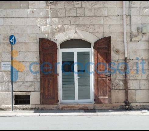 ufficio in vendita ad Edolo in zona Vico