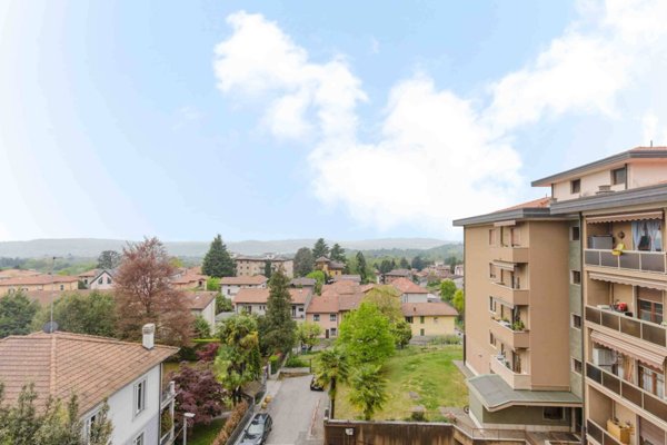 appartamento in vendita ad Edolo in zona Vico