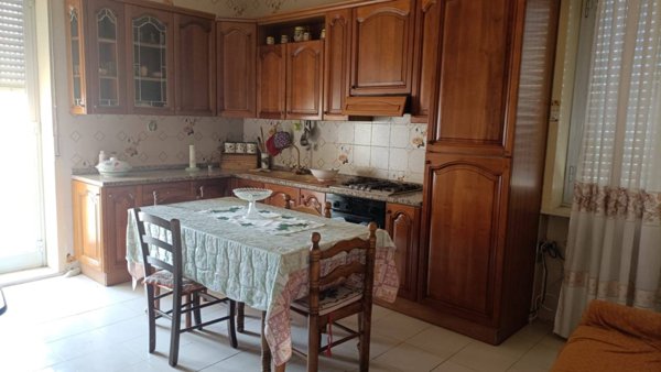 appartamento in vendita ad Edolo in zona Vico