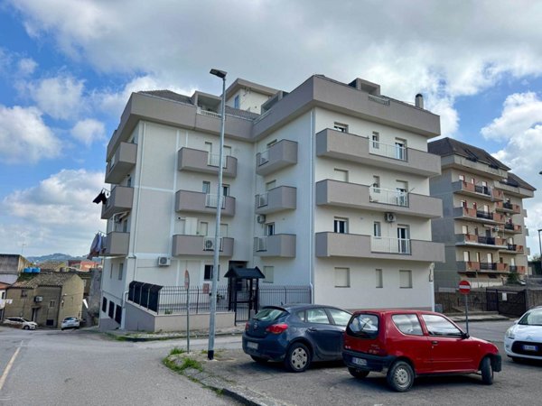 appartamento in vendita ad Edolo in zona Vico