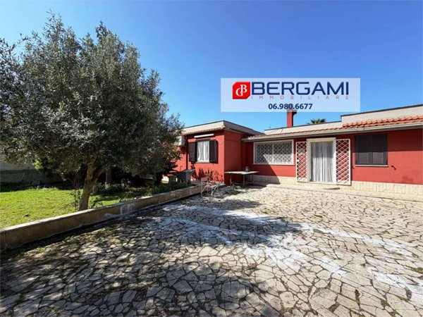 casa indipendente in vendita ad Edolo in zona Vico