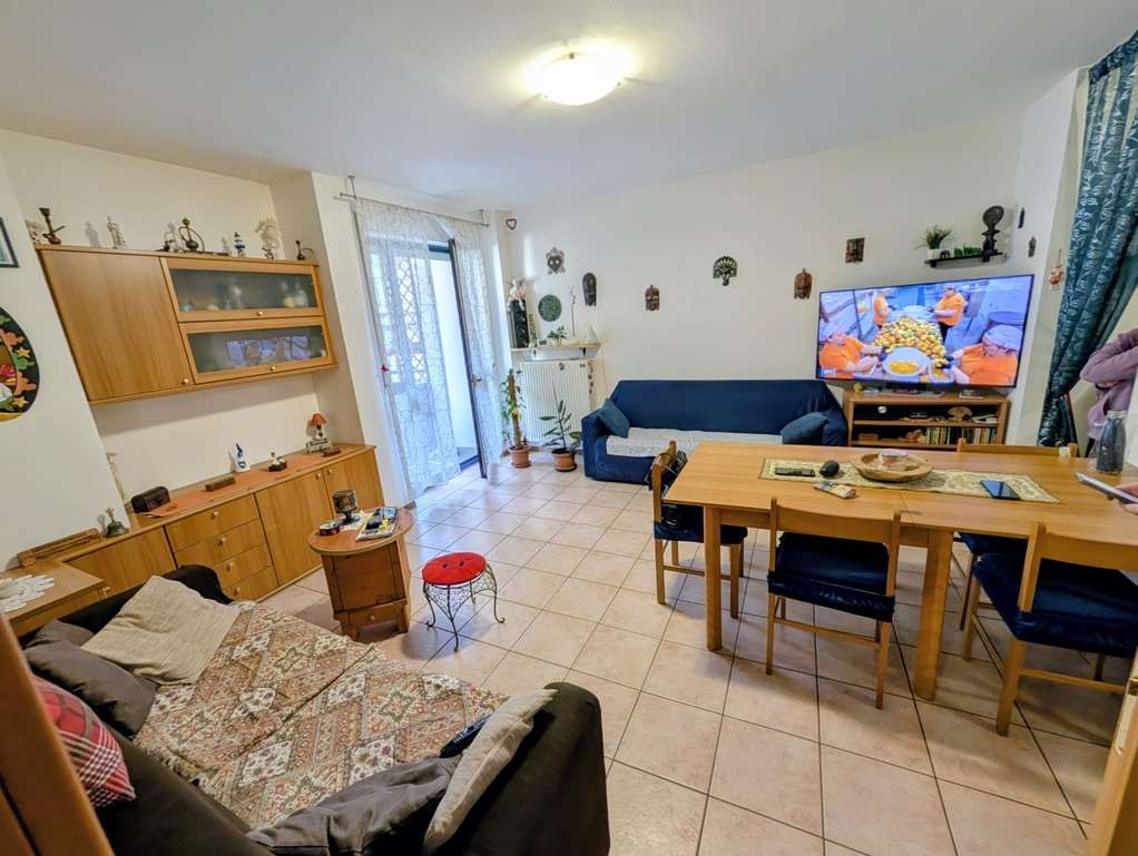 appartamento in vendita ad Edolo in zona Vico