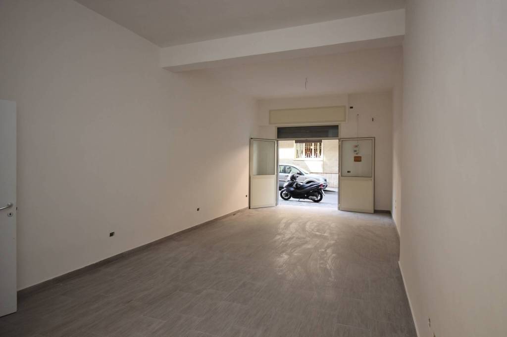 ufficio in vendita ad Edolo in zona Vico