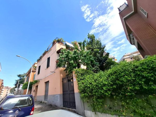 appartamento in vendita ad Edolo in zona Vico