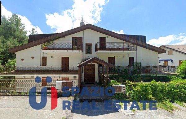 appartamento in vendita ad Edolo in zona Vico