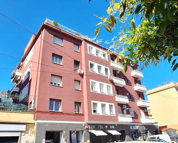 appartamento in vendita ad Edolo in zona Vico