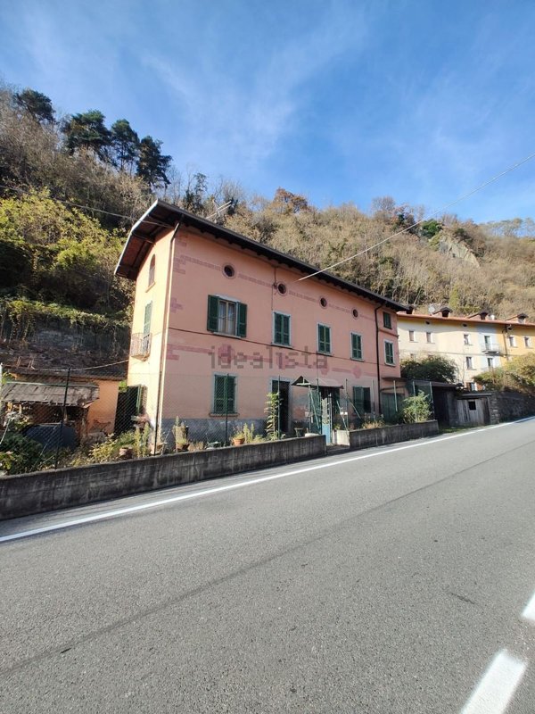 casa indipendente in vendita ad Edolo