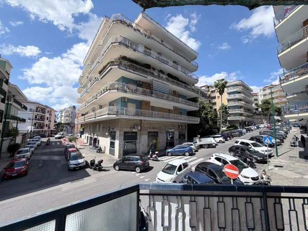 appartamento in vendita ad Edolo in zona Vico