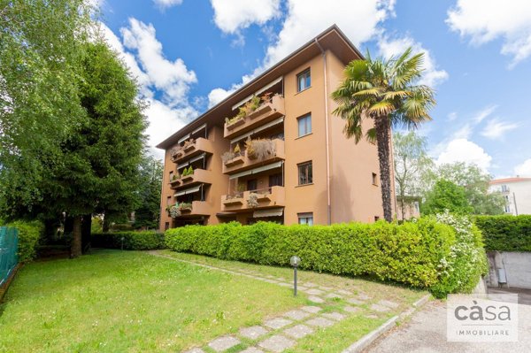 appartamento in vendita ad Edolo in zona Vico