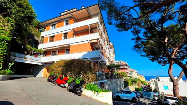 locale di sgombero in vendita ad Edolo in zona Vico