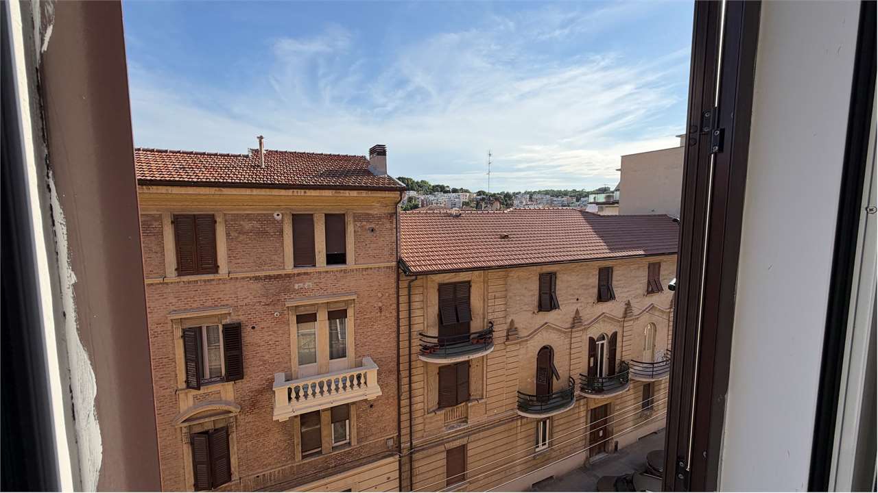 appartamento in vendita ad Edolo in zona Vico