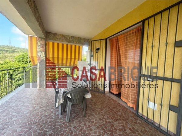 casa indipendente in vendita ad Edolo in zona Vico