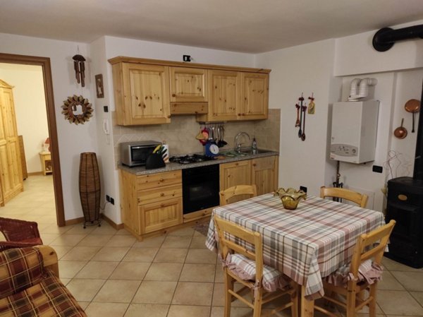 appartamento in vendita ad Edolo in zona Mù
