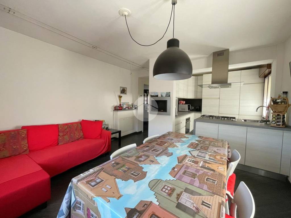 appartamento in vendita ad Edolo in zona Mù