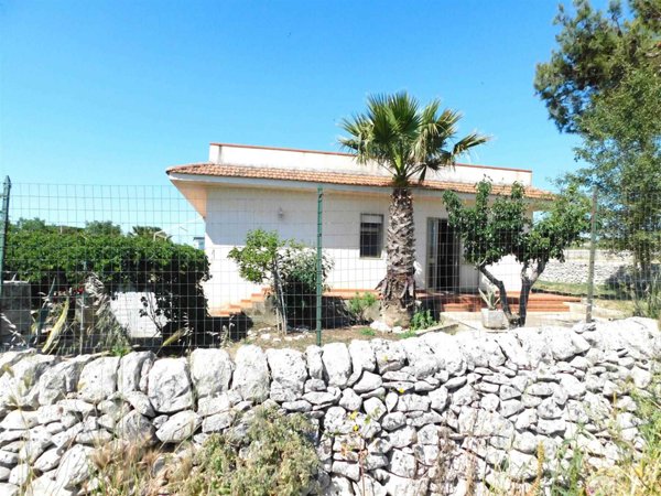 casa indipendente in vendita ad Edolo in zona Vico