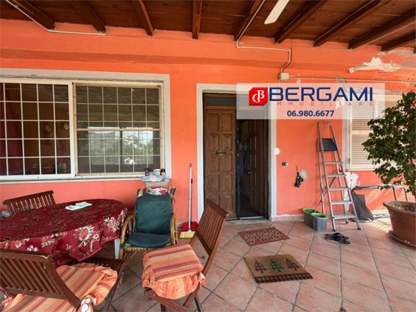 casa indipendente in vendita ad Edolo in zona Vico