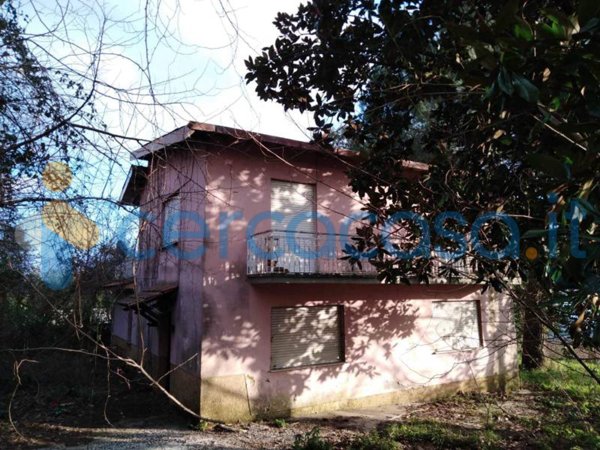 villa in vendita ad Edolo in zona Vico