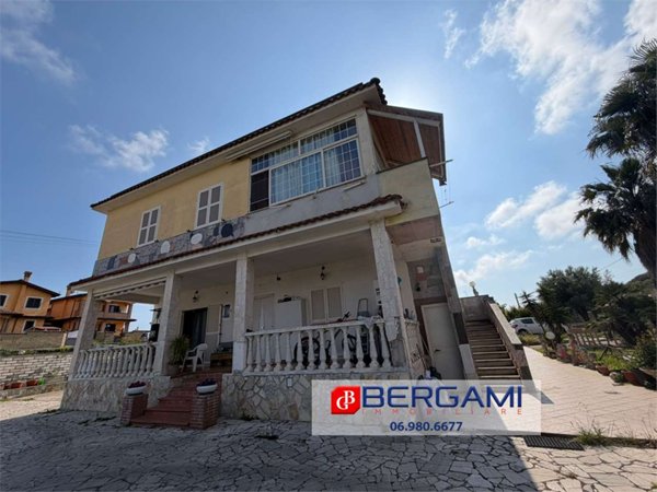 appartamento in vendita ad Edolo in zona Vico