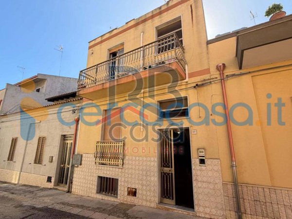 casa indipendente in vendita ad Edolo in zona Vico