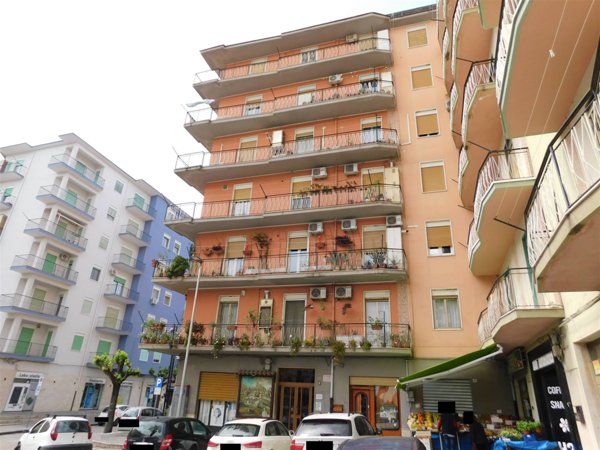 appartamento in vendita ad Edolo in zona Vico