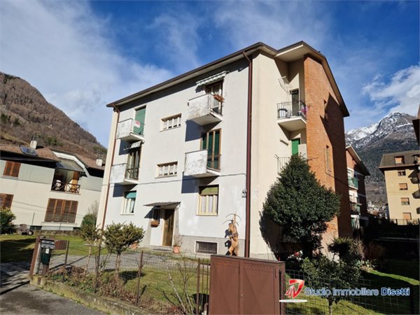 appartamento in vendita ad Edolo in zona Mù