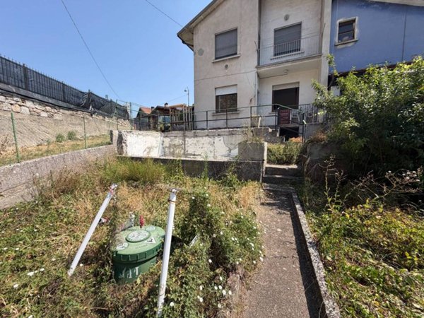 appartamento in vendita ad Edolo in zona Mù