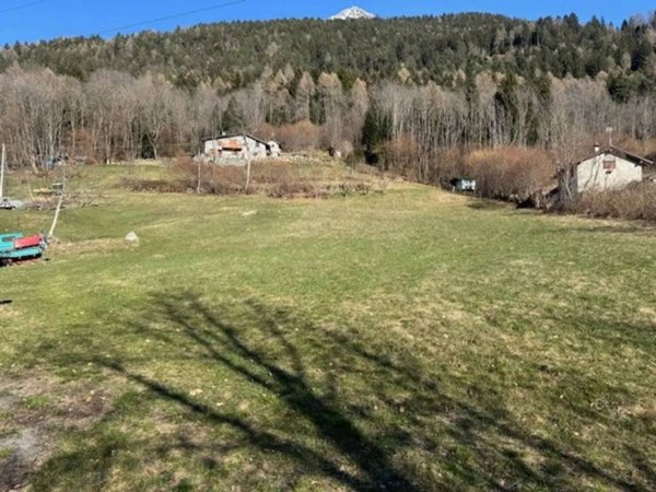 terreno agricolo in vendita ad Edolo in zona Mù