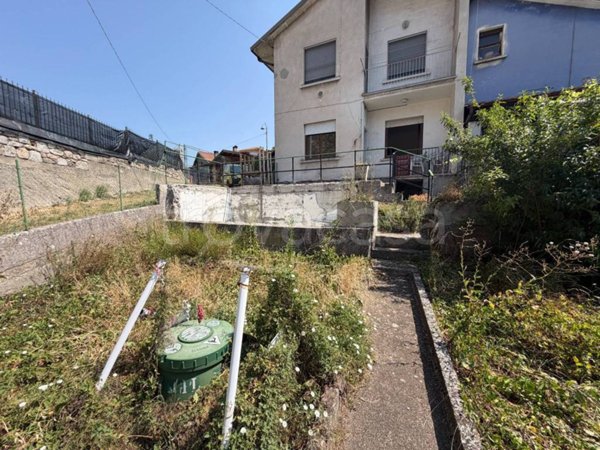 appartamento in vendita ad Edolo in zona Mù