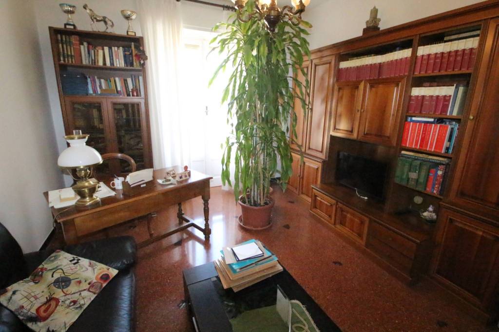 appartamento in vendita ad Edolo in zona Vico