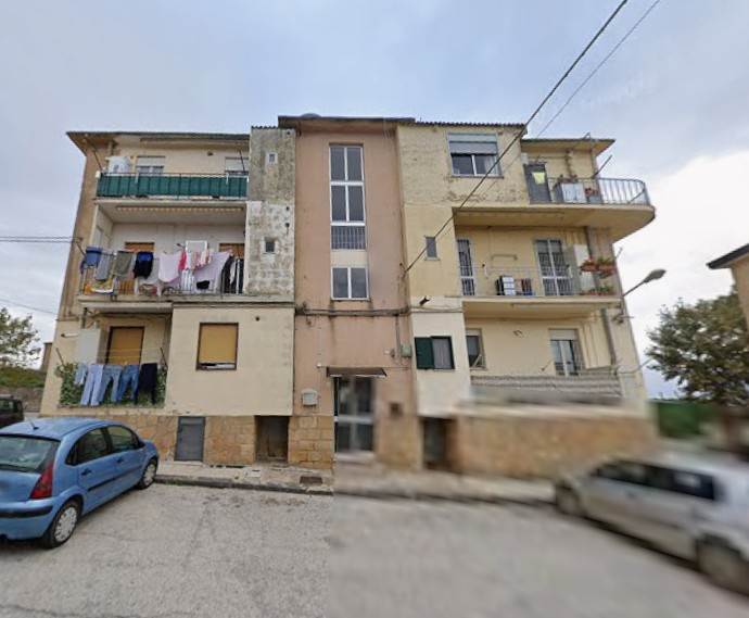 appartamento in vendita ad Edolo in zona Vico