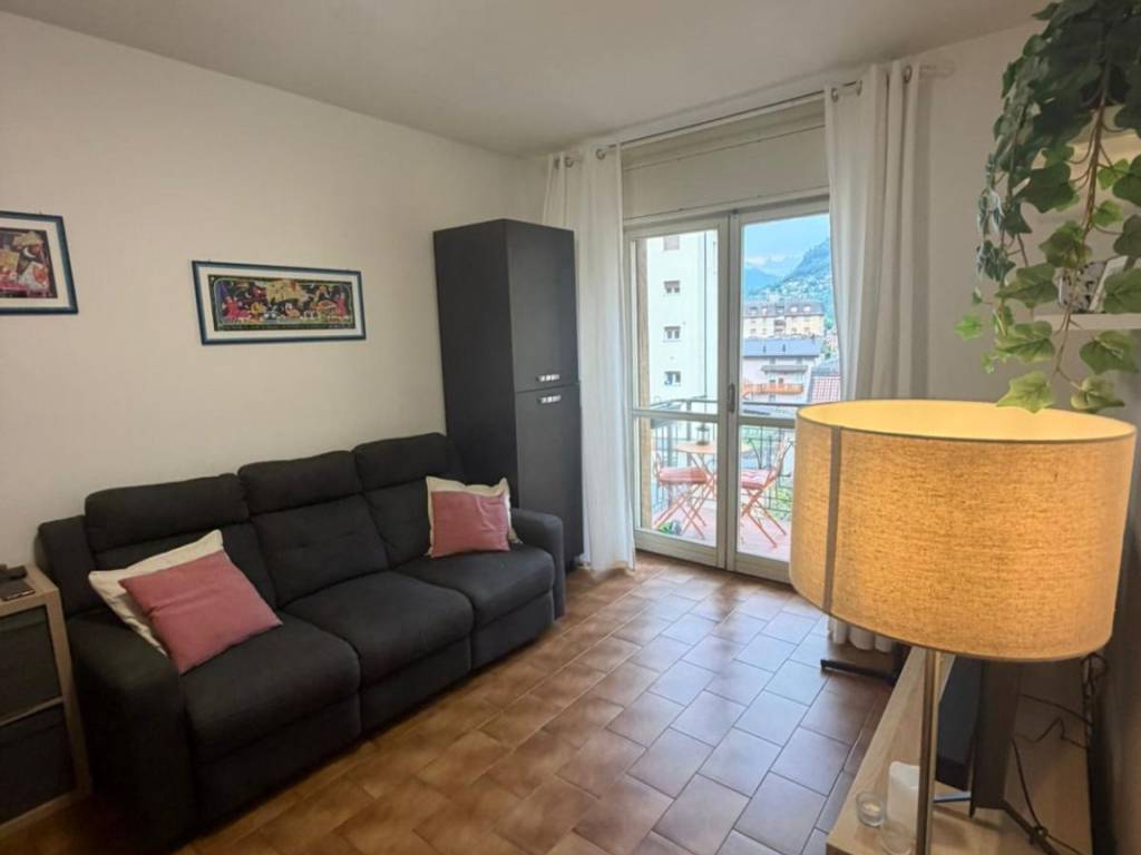 appartamento in vendita ad Edolo in zona Mù